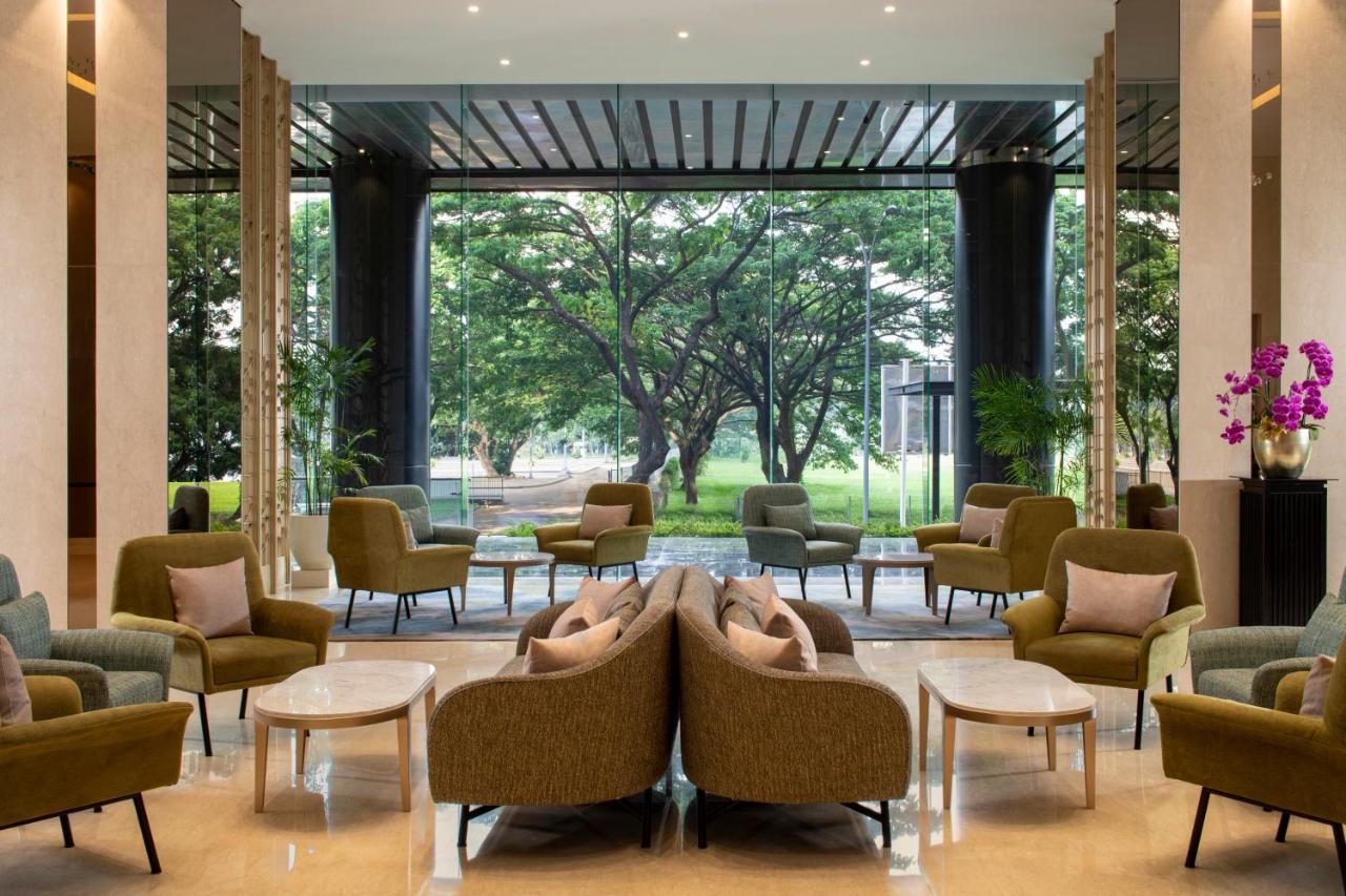 Trembesi Hotel Serpong Exterior photo
