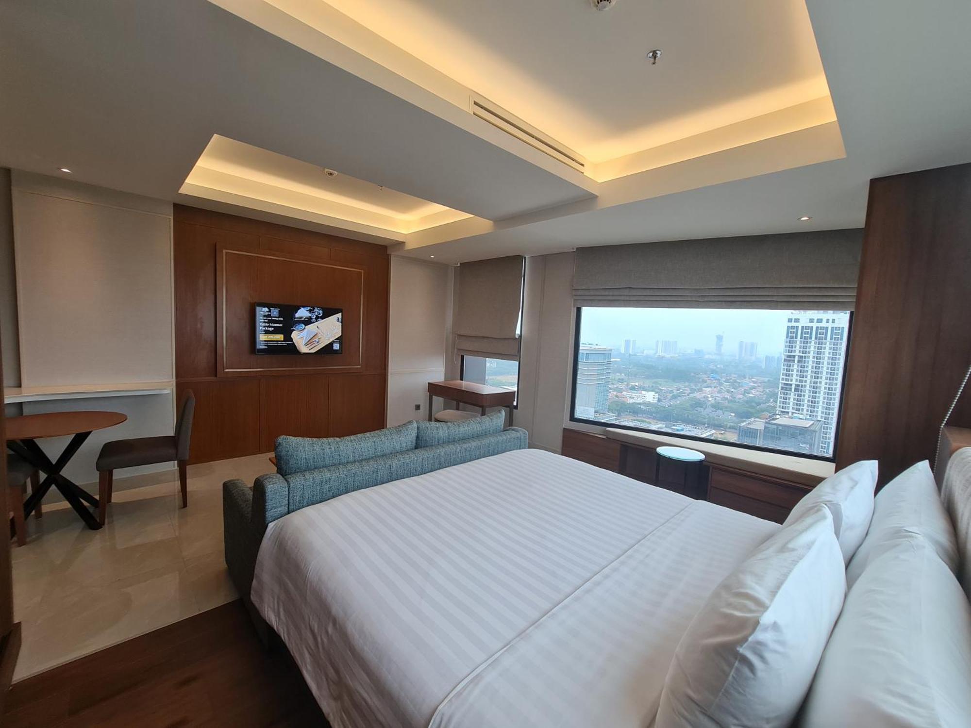 Trembesi Hotel Serpong Exterior photo
